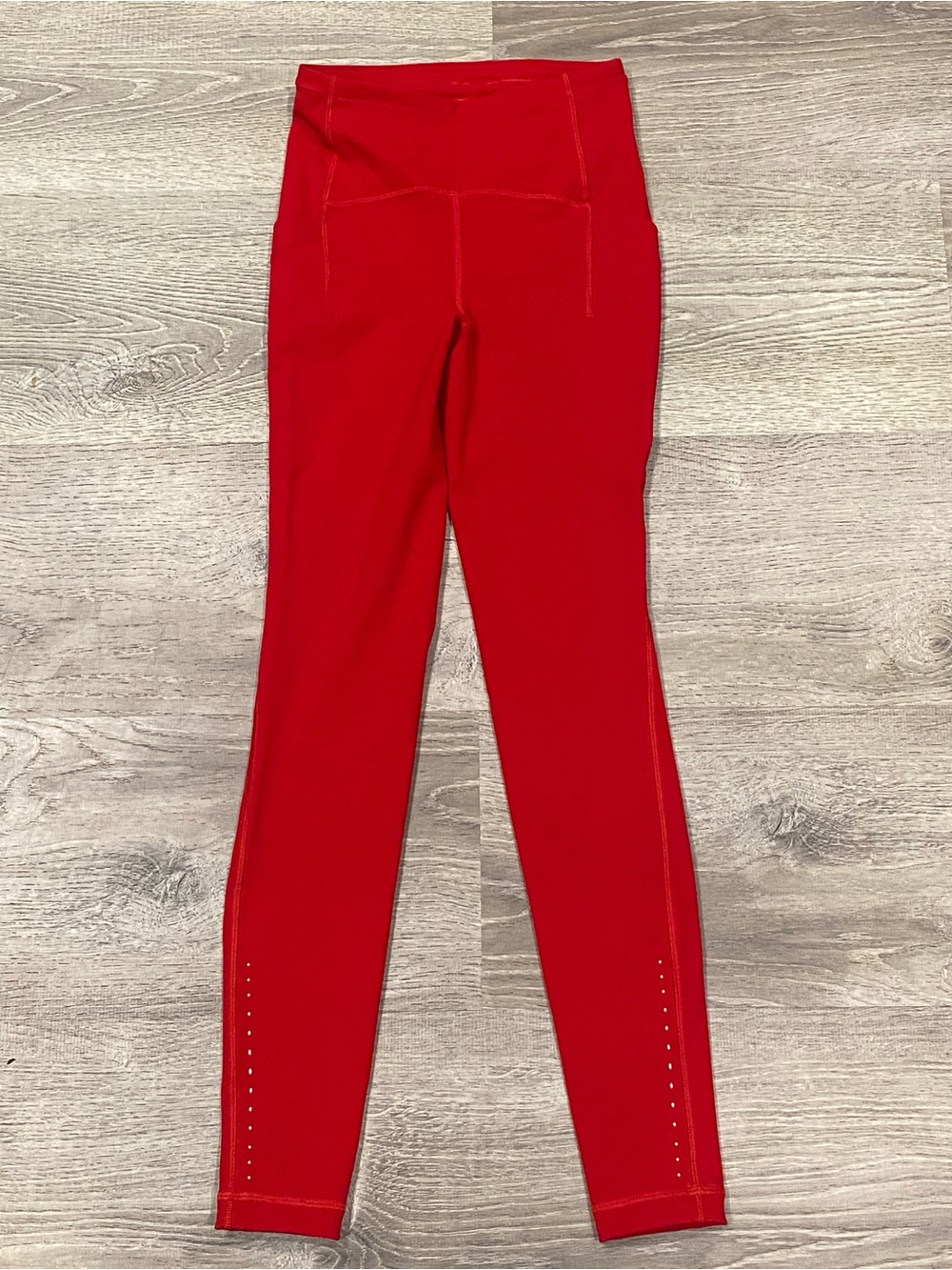 Lululemon Swift Speed HR Tight 28" Dark Red Size 2